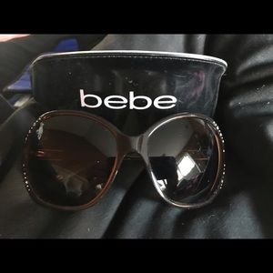 Bebe Sunglasses GORGEOUS No scratches